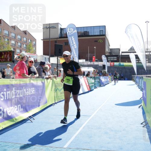 09.08.2026 - GEWOBA Citytriathlon Bremen Yannick Fuchs http://msf.ph/oto/9940732 09.08.2026 15:41:33 Ziel 495, 505 meine-sportfotos.de