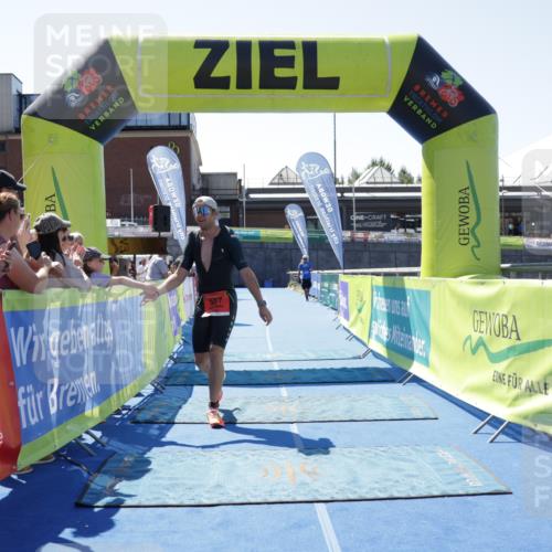 09.08.2026 - GEWOBA Citytriathlon Bremen Yannick Fuchs http://msf.ph/oto/9940748 09.08.2026 13:44:39 Ziel 557 meine-sportfotos.de