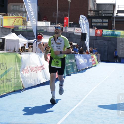 09.08.2026 - GEWOBA Citytriathlon Bremen Yannick Fuchs http://msf.ph/oto/9940758 09.08.2026 15:41:42 Ziel 106, 446 meine-sportfotos.de