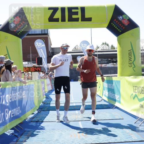 09.08.2026 - GEWOBA Citytriathlon Bremen Yannick Fuchs http://msf.ph/oto/9940792 09.08.2026 13:45:06 Ziel 1121 meine-sportfotos.de
