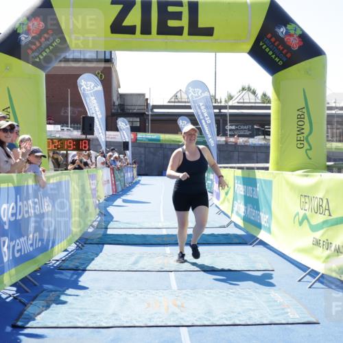 09.08.2026 - GEWOBA Citytriathlon Bremen Yannick Fuchs http://msf.ph/oto/9940824 09.08.2026 13:45:40 Ziel 1124 meine-sportfotos.de