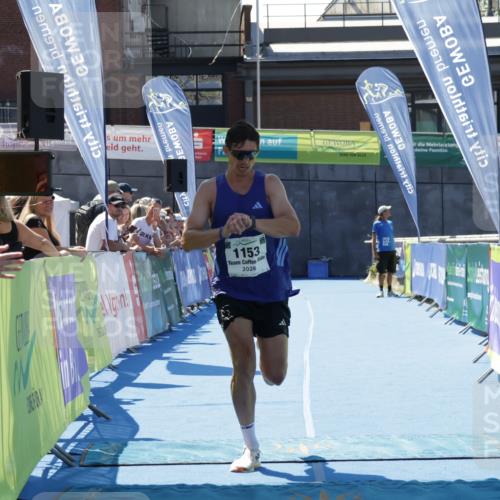 09.08.2026 - GEWOBA Citytriathlon Bremen Yannick Fuchs http://msf.ph/oto/9940839 09.08.2026 13:46:17 Ziel 1153 meine-sportfotos.de