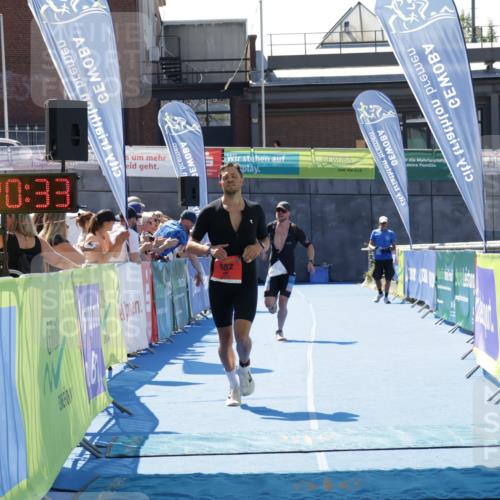 09.08.2026 - GEWOBA Citytriathlon Bremen Yannick Fuchs http://msf.ph/oto/9940863 09.08.2026 13:46:56 Ziel 595, 682 meine-sportfotos.de