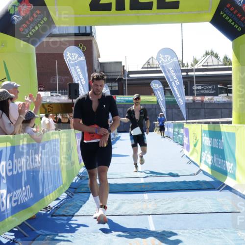 09.08.2026 - GEWOBA Citytriathlon Bremen Yannick Fuchs http://msf.ph/oto/9940874 09.08.2026 13:46:59 Ziel 595, 682 meine-sportfotos.de