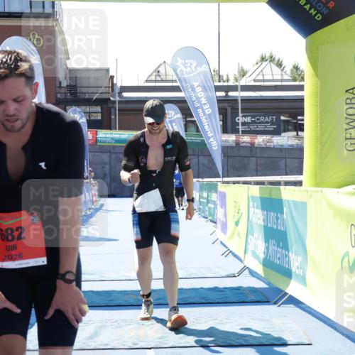 09.08.2026 - GEWOBA Citytriathlon Bremen Yannick Fuchs http://msf.ph/oto/9940878 09.08.2026 13:47:01 Ziel 595, 682 meine-sportfotos.de