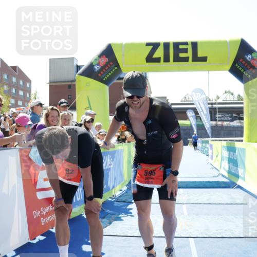 09.08.2026 - GEWOBA Citytriathlon Bremen Yannick Fuchs http://msf.ph/oto/9940883 09.08.2026 13:47:06 Ziel  meine-sportfotos.de