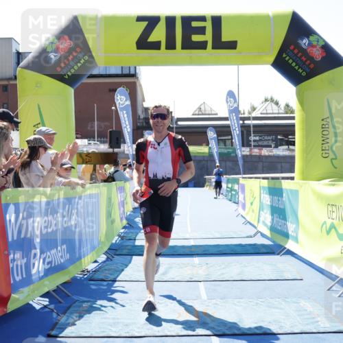 09.08.2026 - GEWOBA Citytriathlon Bremen Yannick Fuchs http://msf.ph/oto/9940912 09.08.2026 13:48:10 Ziel 562, 789 meine-sportfotos.de