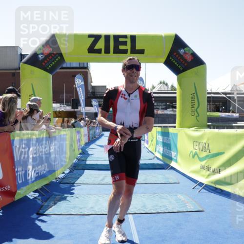 09.08.2026 - GEWOBA Citytriathlon Bremen Yannick Fuchs http://msf.ph/oto/9940921 09.08.2026 13:48:11 Ziel 562, 789 meine-sportfotos.de