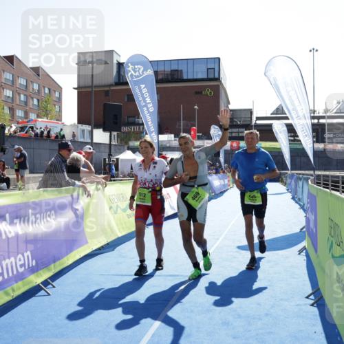 09.08.2026 - GEWOBA Citytriathlon Bremen Yannick Fuchs http://msf.ph/oto/9940956 09.08.2026 15:44:05 Ziel 445, 469, 512 meine-sportfotos.de
