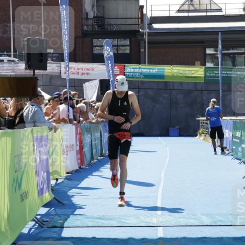 09.08.2026 - GEWOBA Citytriathlon Bremen Yannick Fuchs http://msf.ph/oto/9940979 09.08.2026 13:49:29 Ziel 774 meine-sportfotos.de