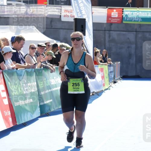 09.08.2026 - GEWOBA Citytriathlon Bremen Yannick Fuchs http://msf.ph/oto/9940981 09.08.2026 15:44:09 Ziel 255, 445, 469, 512 meine-sportfotos.de