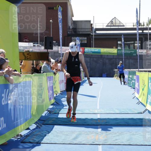 09.08.2026 - GEWOBA Citytriathlon Bremen Yannick Fuchs http://msf.ph/oto/9940984 09.08.2026 13:49:31 Ziel 774 meine-sportfotos.de