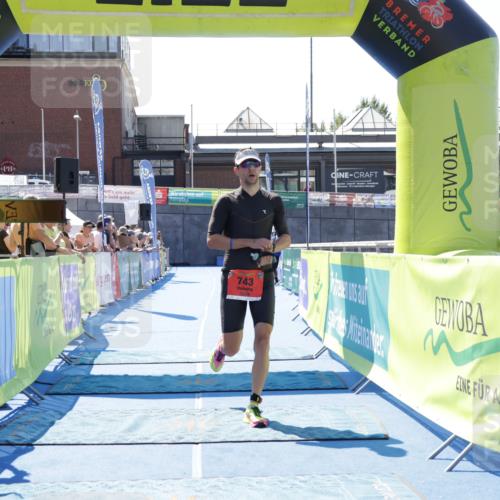 09.08.2026 - GEWOBA Citytriathlon Bremen Yannick Fuchs http://msf.ph/oto/9941005 09.08.2026 13:50:01 Ziel 743 meine-sportfotos.de