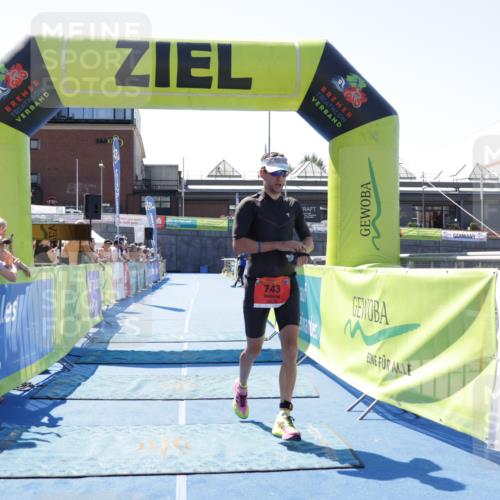 09.08.2026 - GEWOBA Citytriathlon Bremen Yannick Fuchs http://msf.ph/oto/9941008 09.08.2026 13:50:02 Ziel 743 meine-sportfotos.de