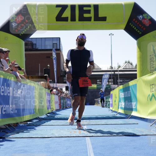 09.08.2026 - GEWOBA Citytriathlon Bremen Yannick Fuchs http://msf.ph/oto/9941062 09.08.2026 13:50:41 Ziel 559, 668, 766 meine-sportfotos.de