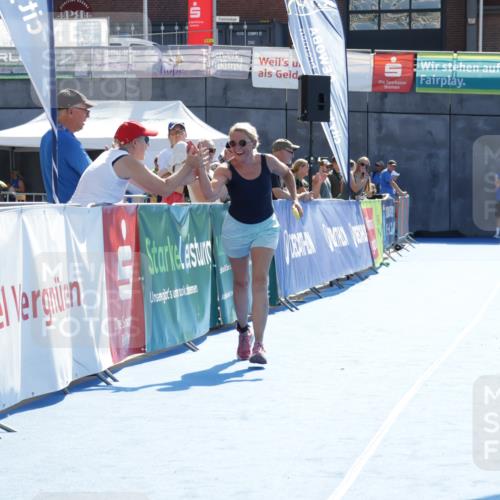 09.08.2026 - GEWOBA Citytriathlon Bremen Yannick Fuchs http://msf.ph/oto/9941106 09.08.2026 15:45:49 Ziel 518 meine-sportfotos.de