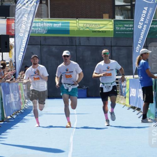 09.08.2026 - GEWOBA Citytriathlon Bremen Yannick Fuchs http://msf.ph/oto/9941109 09.08.2026 13:51:49 Ziel 1128 meine-sportfotos.de