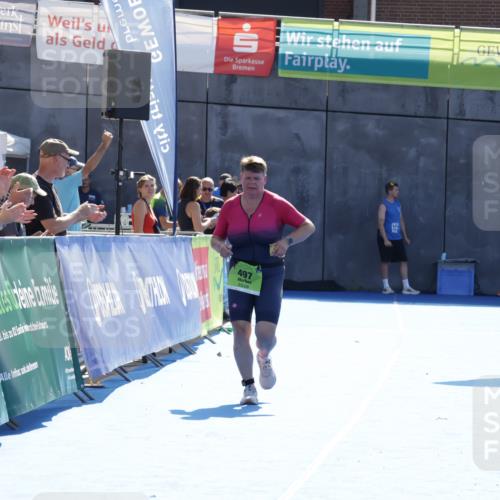 09.08.2026 - GEWOBA Citytriathlon Bremen Yannick Fuchs http://msf.ph/oto/9941133 09.08.2026 15:47:00 Ziel  meine-sportfotos.de