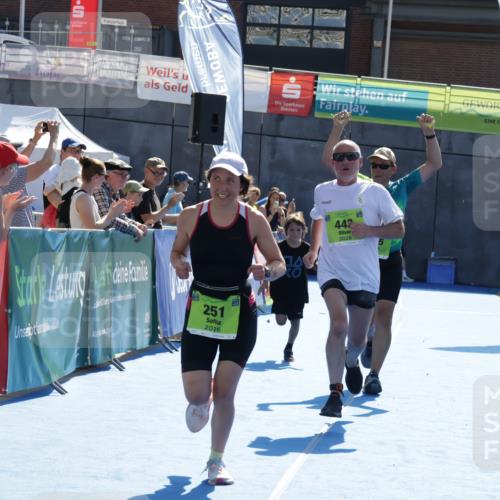 09.08.2026 - GEWOBA Citytriathlon Bremen Yannick Fuchs http://msf.ph/oto/9941158 09.08.2026 15:47:27 Ziel 251, 443 meine-sportfotos.de