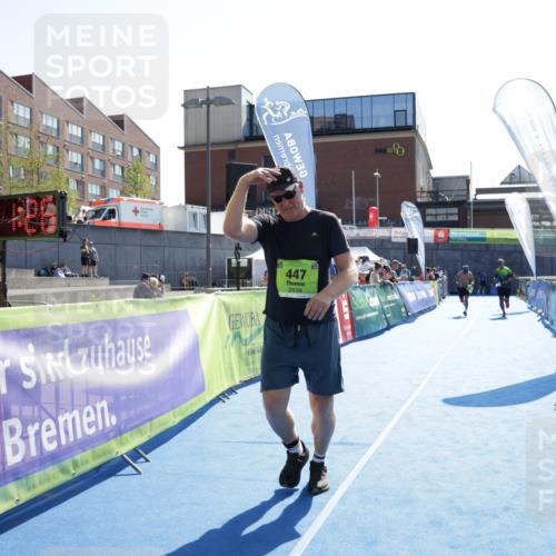 09.08.2026 - GEWOBA Citytriathlon Bremen Yannick Fuchs http://msf.ph/oto/9941196 09.08.2026 15:47:50 Ziel 104, 406, 447 meine-sportfotos.de