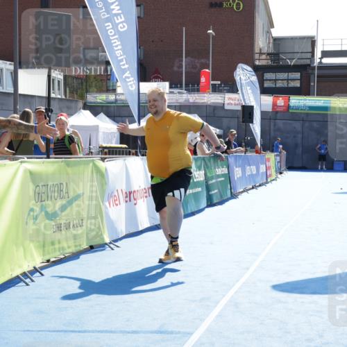 09.08.2026 - GEWOBA Citytriathlon Bremen Yannick Fuchs http://msf.ph/oto/9941218 09.08.2026 15:48:45 Ziel 166 meine-sportfotos.de