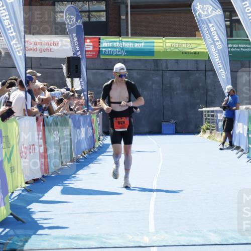 09.08.2026 - GEWOBA Citytriathlon Bremen Yannick Fuchs http://msf.ph/oto/9941245 09.08.2026 13:52:54 Ziel 658, 878 meine-sportfotos.de