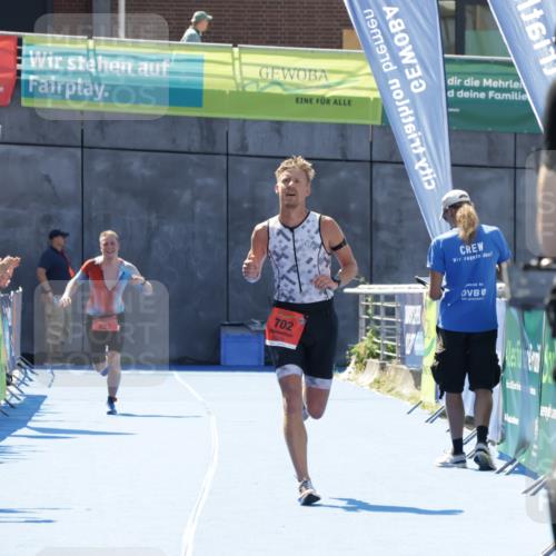 09.08.2026 - GEWOBA Citytriathlon Bremen Yannick Fuchs http://msf.ph/oto/9941293 09.08.2026 13:53:31 Ziel 702 meine-sportfotos.de