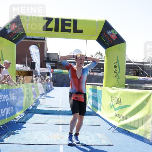 09.08.2026 - GEWOBA Citytriathlon Bremen Yannick Fuchs http://msf.ph/oto/9941319 09.08.2026 13:53:39 Ziel 623 meine-sportfotos.de