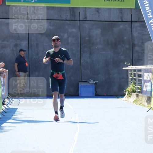 09.08.2026 - GEWOBA Citytriathlon Bremen Yannick Fuchs http://msf.ph/oto/9941330 09.08.2026 13:54:17 Ziel  meine-sportfotos.de