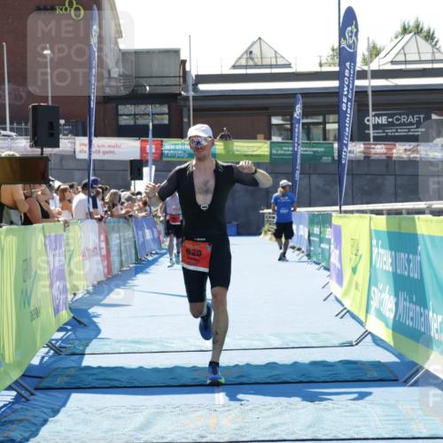09.08.2026 - GEWOBA Citytriathlon Bremen Yannick Fuchs http://msf.ph/oto/9941360 09.08.2026 13:54:46 Ziel 602, 620 meine-sportfotos.de