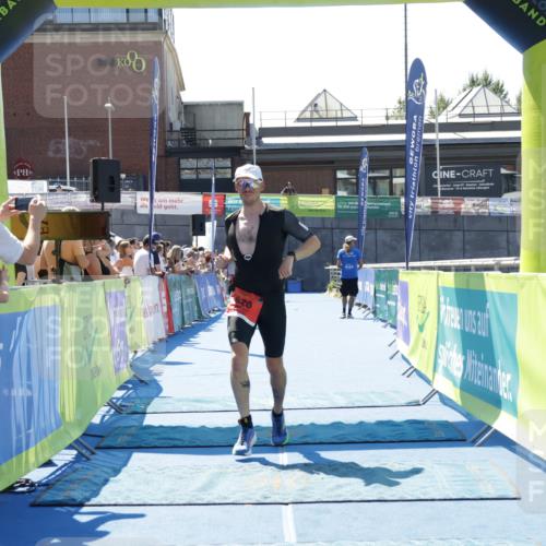 09.08.2026 - GEWOBA Citytriathlon Bremen Yannick Fuchs http://msf.ph/oto/9941363 09.08.2026 13:54:46 Ziel 602, 620 meine-sportfotos.de