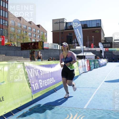 09.08.2026 - GEWOBA Citytriathlon Bremen Yannick Fuchs http://msf.ph/oto/9941424 09.08.2026 15:58:13 Ziel 315 meine-sportfotos.de