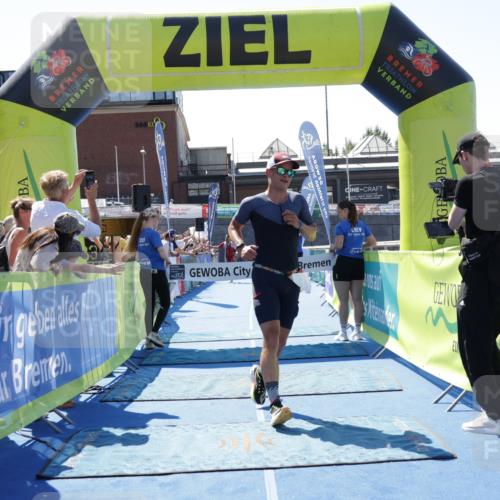 09.08.2026 - GEWOBA Citytriathlon Bremen Yannick Fuchs http://msf.ph/oto/9941425 09.08.2026 13:55:07 Ziel 705, 1004, 1004 meine-sportfotos.de