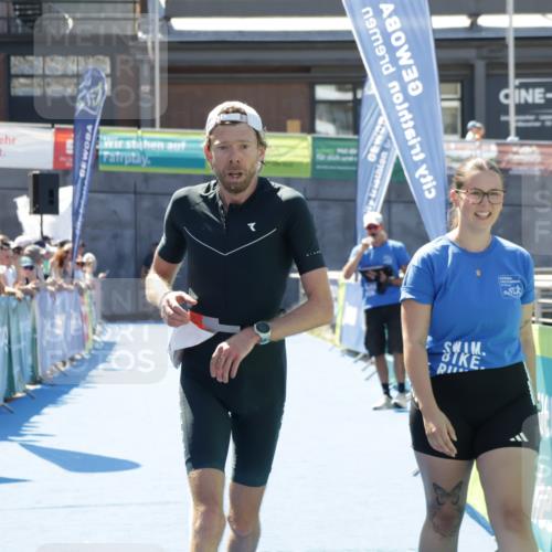 09.08.2026 - GEWOBA Citytriathlon Bremen Yannick Fuchs http://msf.ph/oto/9941457 09.08.2026 13:55:19 Ziel 769 meine-sportfotos.de