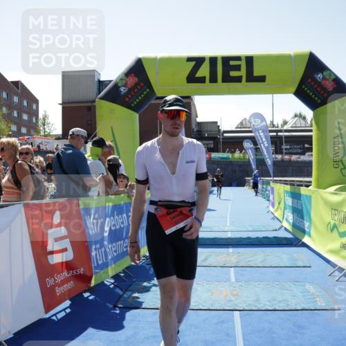 09.08.2026 - GEWOBA Citytriathlon Bremen Yannick Fuchs http://msf.ph/oto/9941529 09.08.2026 13:57:23 Ziel 664, 771 meine-sportfotos.de