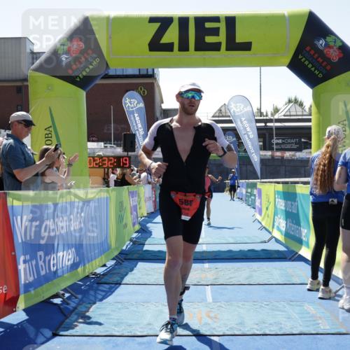 09.08.2026 - GEWOBA Citytriathlon Bremen Yannick Fuchs http://msf.ph/oto/9941566 09.08.2026 13:58:42 Ziel 586, 649, 952 meine-sportfotos.de