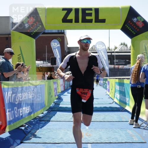 09.08.2026 - GEWOBA Citytriathlon Bremen Yannick Fuchs http://msf.ph/oto/9941567 09.08.2026 13:58:42 Ziel 586, 649, 952 meine-sportfotos.de