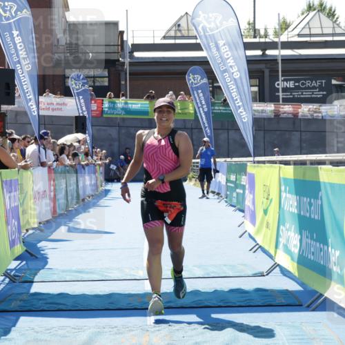 09.08.2026 - GEWOBA Citytriathlon Bremen Yannick Fuchs http://msf.ph/oto/9941570 09.08.2026 13:58:44 Ziel 586, 952 meine-sportfotos.de