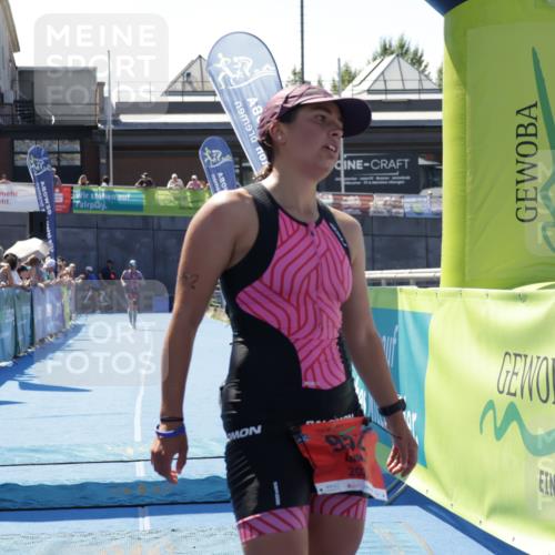 09.08.2026 - GEWOBA Citytriathlon Bremen Yannick Fuchs http://msf.ph/oto/9941574 09.08.2026 13:58:50 Ziel  meine-sportfotos.de