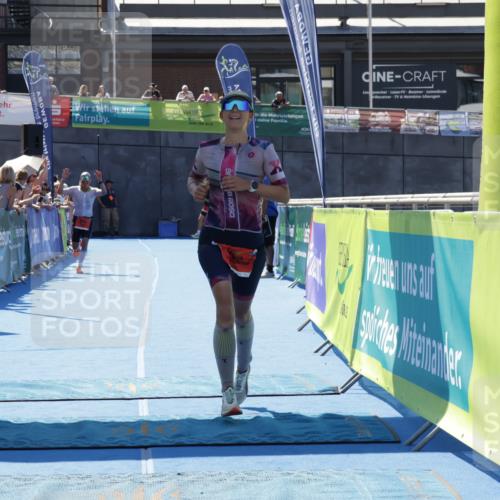 09.08.2026 - GEWOBA Citytriathlon Bremen Yannick Fuchs http://msf.ph/oto/9941580 09.08.2026 13:58:57 Ziel 850, 955 meine-sportfotos.de