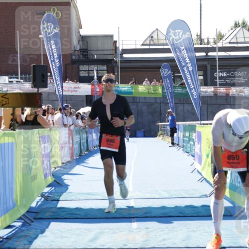 09.08.2026 - GEWOBA Citytriathlon Bremen Yannick Fuchs http://msf.ph/oto/9941596 09.08.2026 13:59:08 Ziel 696 meine-sportfotos.de