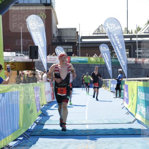09.08.2026 - GEWOBA Citytriathlon Bremen Yannick Fuchs http://msf.ph/oto/9941698 09.08.2026 14:01:24 Ziel 723, 761, 777, 801 meine-sportfotos.de