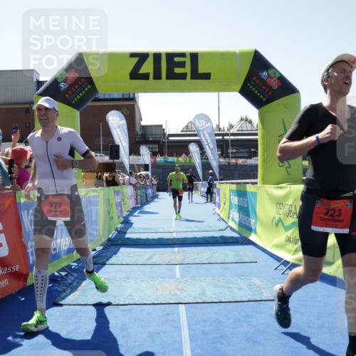 09.08.2026 - GEWOBA Citytriathlon Bremen Yannick Fuchs http://msf.ph/oto/9941701 09.08.2026 14:01:28 Ziel 723, 735, 777, 801 meine-sportfotos.de