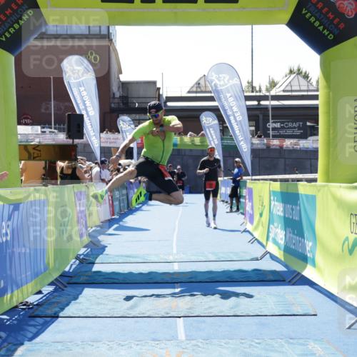 09.08.2026 - GEWOBA Citytriathlon Bremen Yannick Fuchs http://msf.ph/oto/9941703 09.08.2026 14:01:30 Ziel 723, 735, 773, 777, 801 meine-sportfotos.de