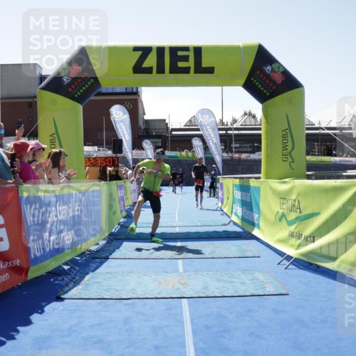 09.08.2026 - GEWOBA Citytriathlon Bremen Yannick Fuchs http://msf.ph/oto/9941705 09.08.2026 14:01:30 Ziel 723, 735, 773, 777, 801 meine-sportfotos.de