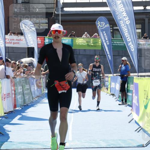 09.08.2026 - GEWOBA Citytriathlon Bremen Yannick Fuchs http://msf.ph/oto/9941715 09.08.2026 14:01:40 Ziel 584, 631, 773, 1158 meine-sportfotos.de
