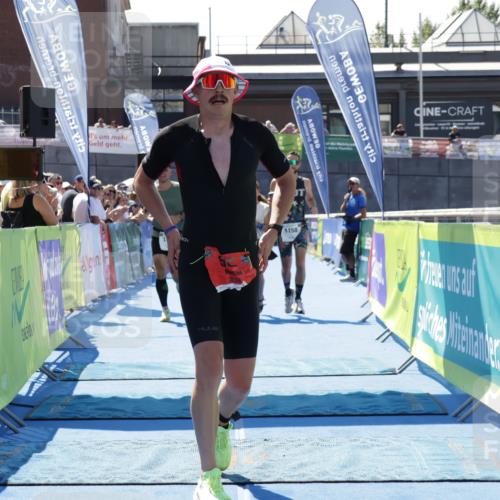 09.08.2026 - GEWOBA Citytriathlon Bremen Yannick Fuchs http://msf.ph/oto/9941719 09.08.2026 14:01:42 Ziel 584, 1158 meine-sportfotos.de