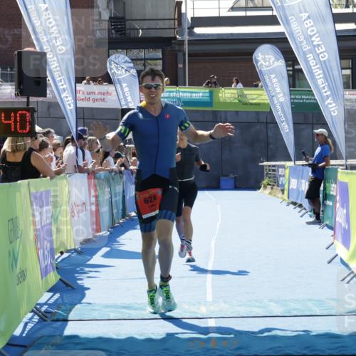 09.08.2026 - GEWOBA Citytriathlon Bremen Yannick Fuchs http://msf.ph/oto/9941748 09.08.2026 14:02:03 Ziel 624, 979 meine-sportfotos.de