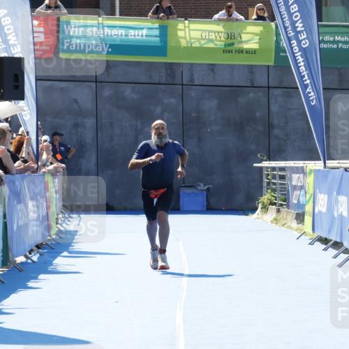 09.08.2026 - GEWOBA Citytriathlon Bremen Yannick Fuchs http://msf.ph/oto/9941760 09.08.2026 14:02:17 Ziel 819 meine-sportfotos.de