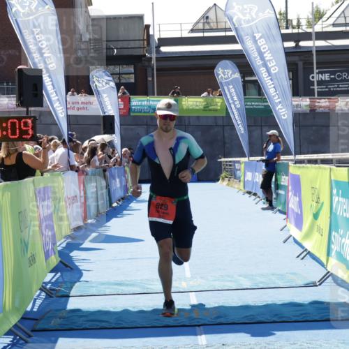 09.08.2026 - GEWOBA Citytriathlon Bremen Yannick Fuchs http://msf.ph/oto/9941778 09.08.2026 14:02:32 Ziel 629 meine-sportfotos.de